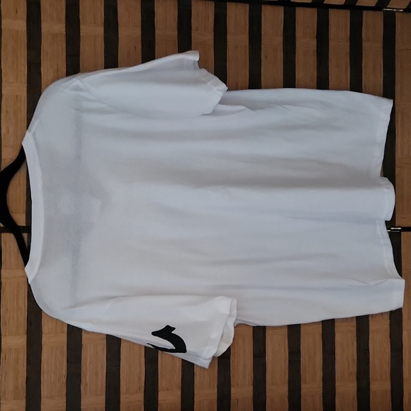 NWT! True religion tshirt - Picture 5 of 5